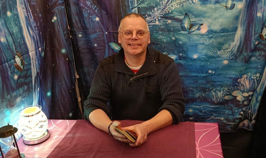 Mike Delhaye présent au salon bien-être, thérapies holistiques de Saint Martin sur le Pré